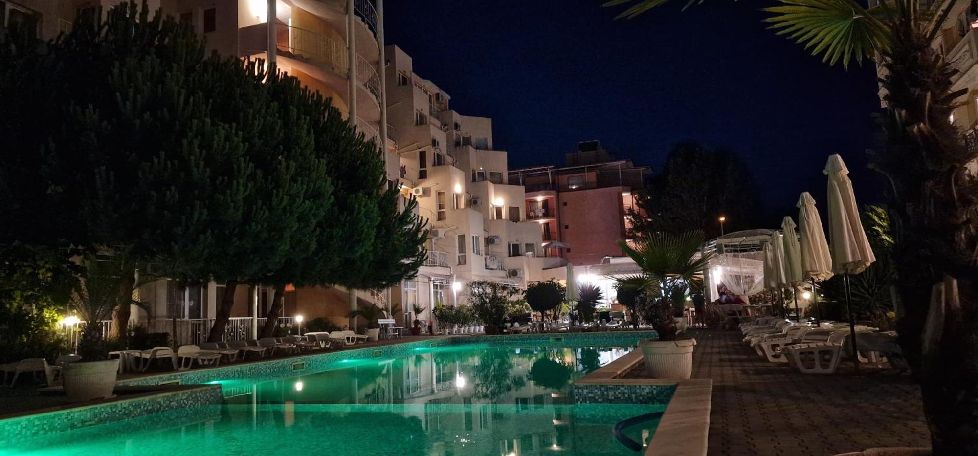 Vanilla Garden Apartments Sunny Beach Exterior photo