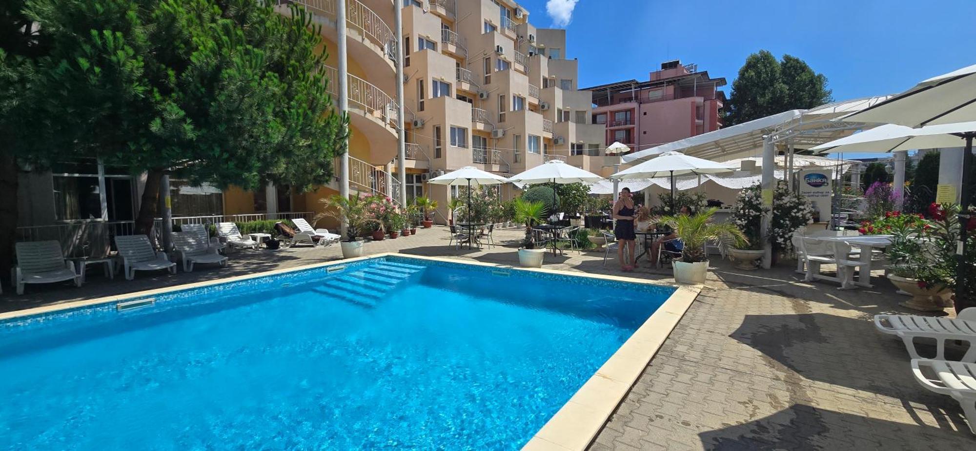 Vanilla Garden Apartments Sunny Beach Exterior photo