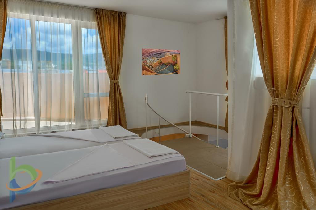 Vanilla Garden Apartments Sunny Beach Exterior photo
