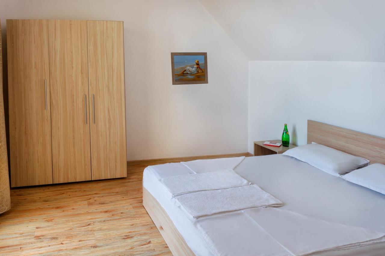 Vanilla Garden Apartments Sunny Beach Room photo
